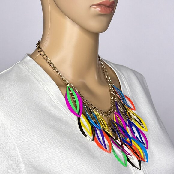 Colorful Shapes On A Faux Gold Adjustable Chain‎ With A Lobster Claw Clasp - Picture 5 of 10